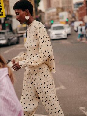 Cream Polka Dot Pleated Wide-Leg Two Piece